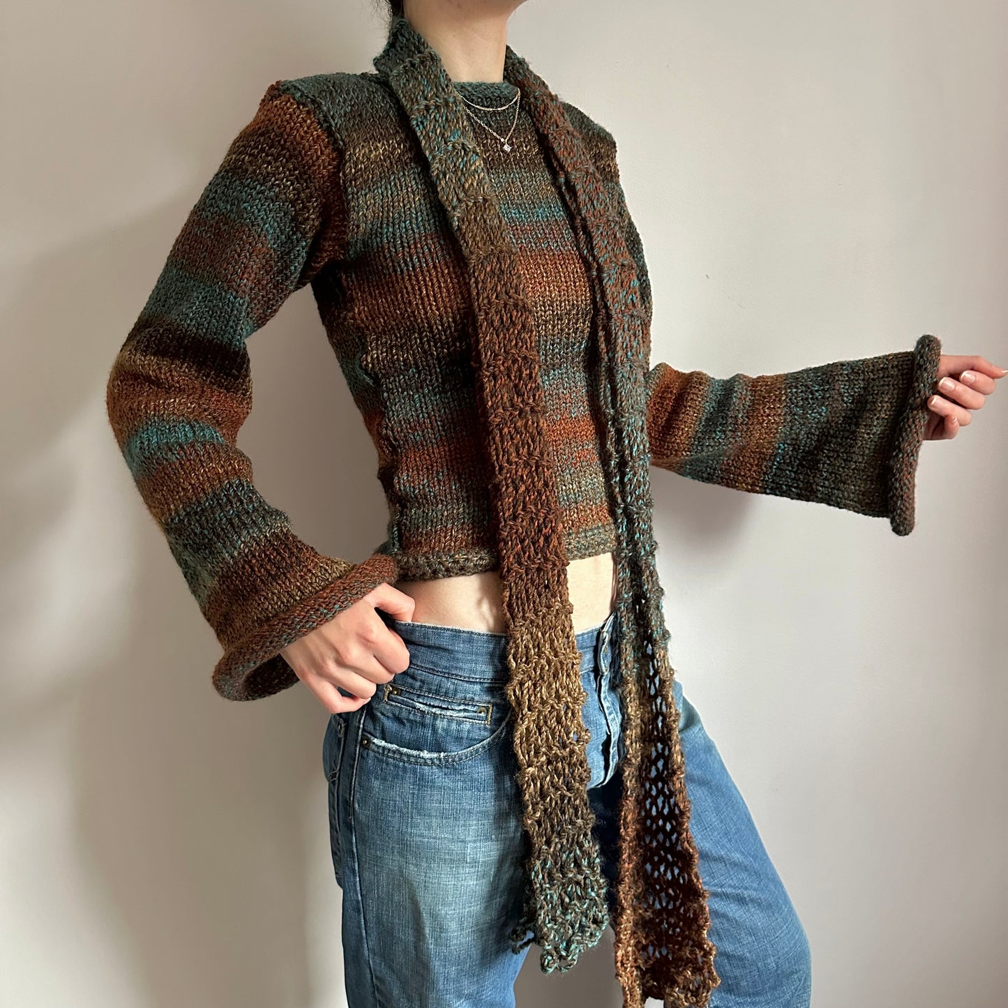 Handmade fishnet scarf in ombré brown and blue