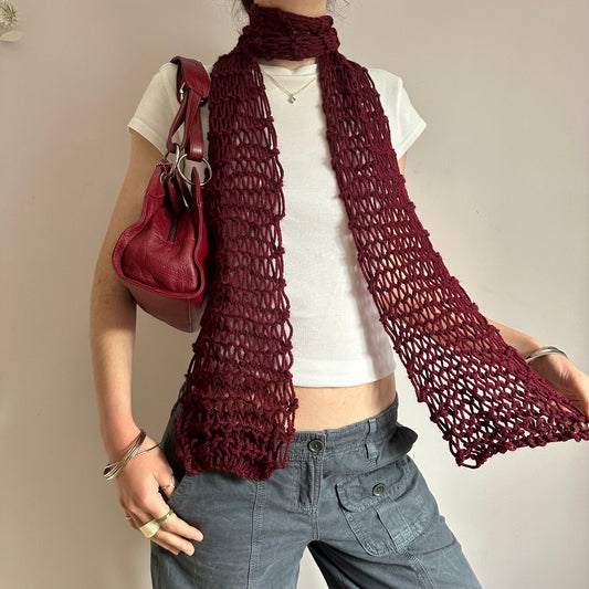 Handmade fishnet knitted scarf in burgundy