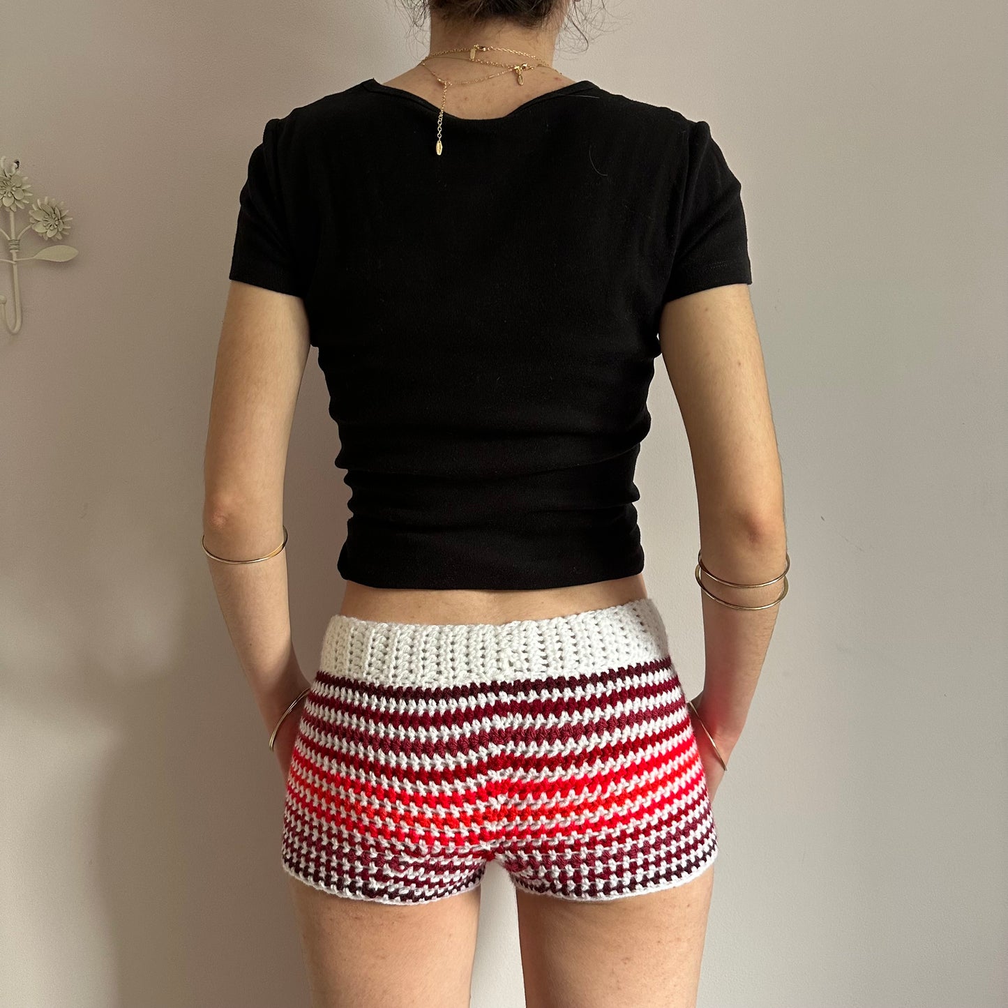 Handmade white and red ombré striped crochet shorts