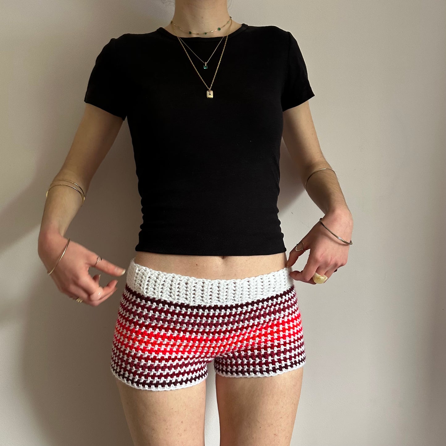 Handmade white and red ombré striped crochet shorts