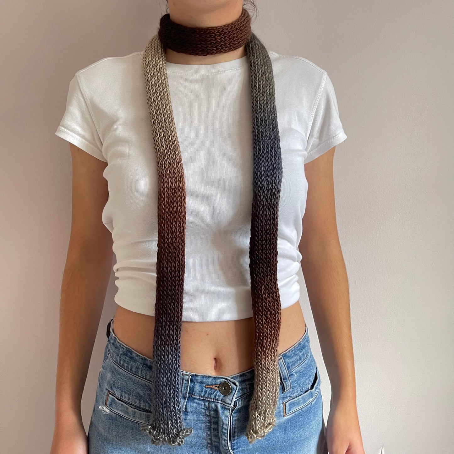 Handmade knitted ombré skinny scarf - Seashell colourway