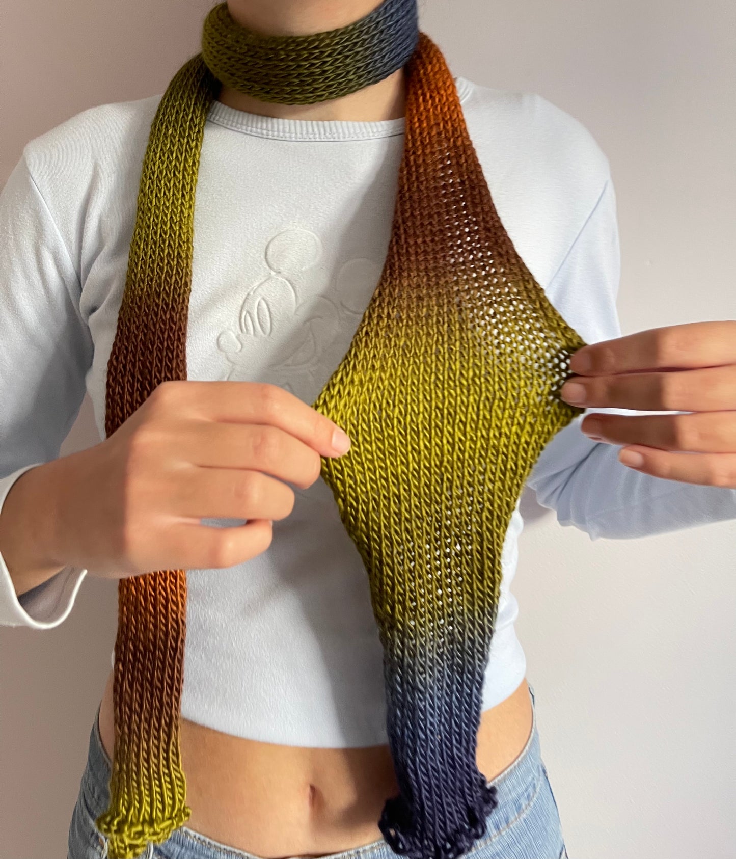 Handmade knitted ombré skinny scarf - Aspen colourway