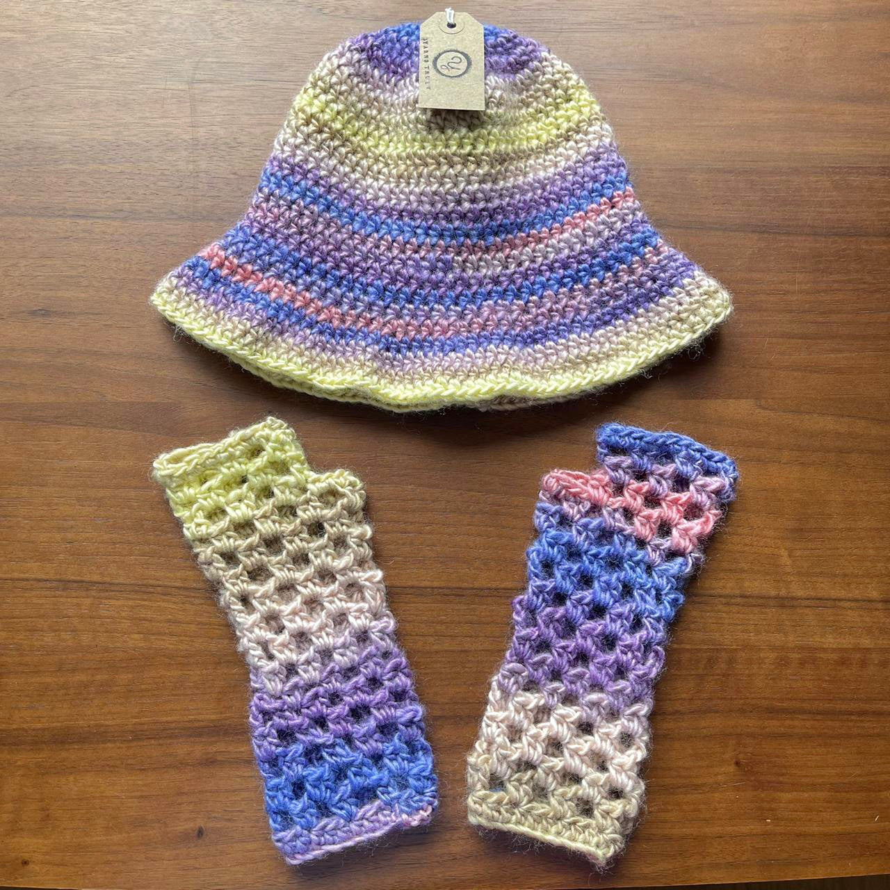 Handmade Candy crochet fishnet hand warmers