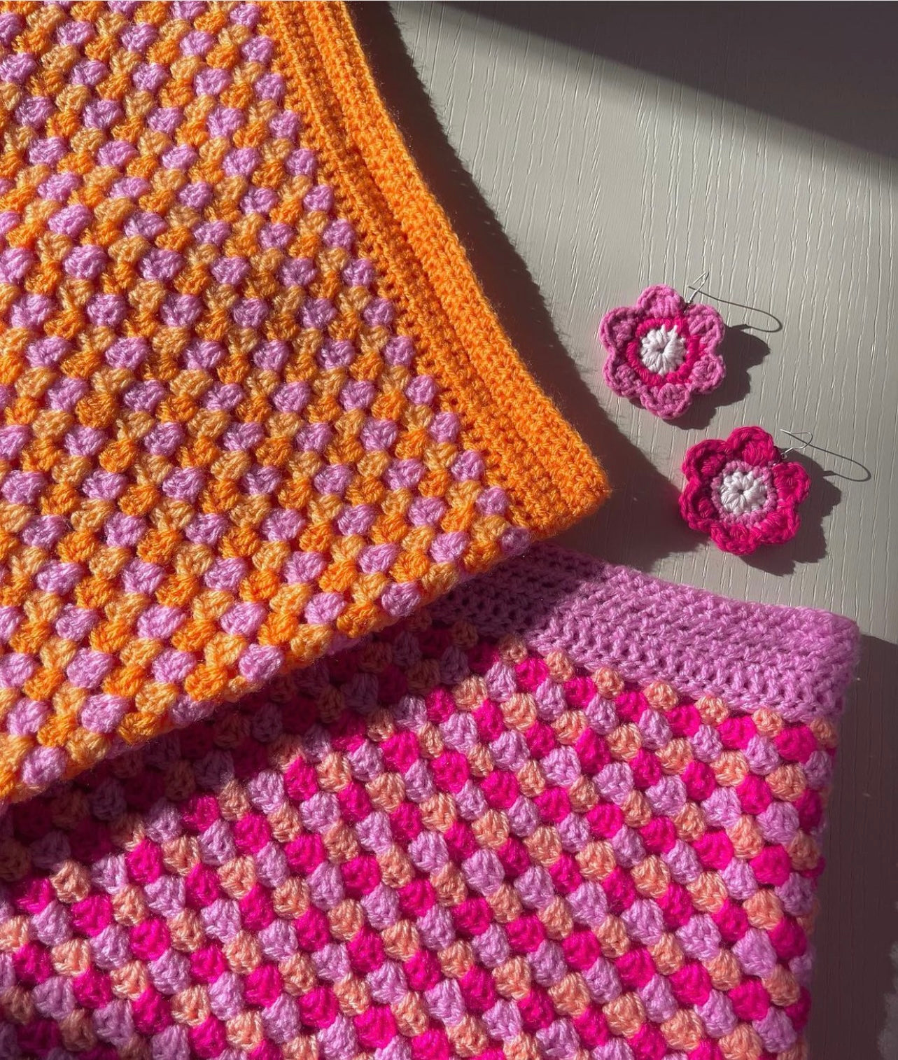 Handmade retro crochet mini skirt in pink and peach
